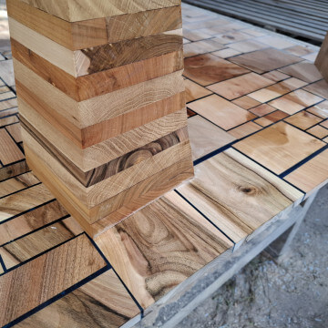 Blaty epoksydowe z bloczków twardego drewna