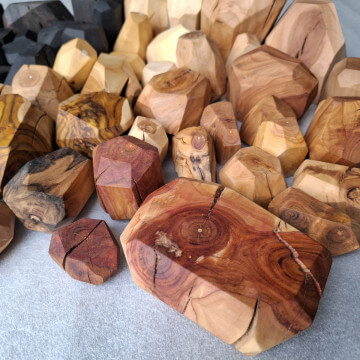 Multiwall nuggets of&nbsp;various species