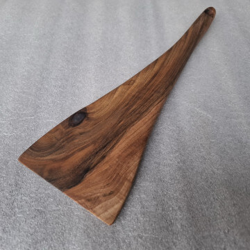 Walnut kitchen spatula 30x9cm
