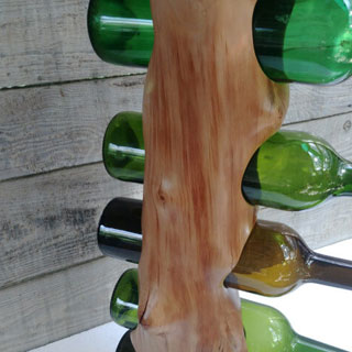 Wine rack made of&nbsp;pear tree trunk