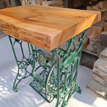Console table on&nbsp;Singer type cast iron frame