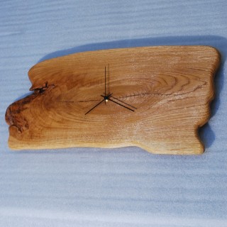 Wall clock brushed Oak